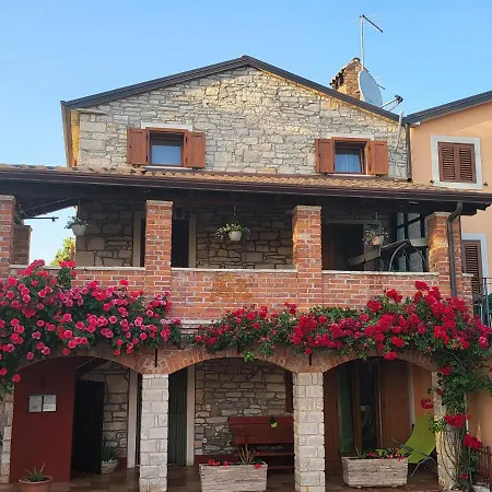 Apartment Stancija Rosello